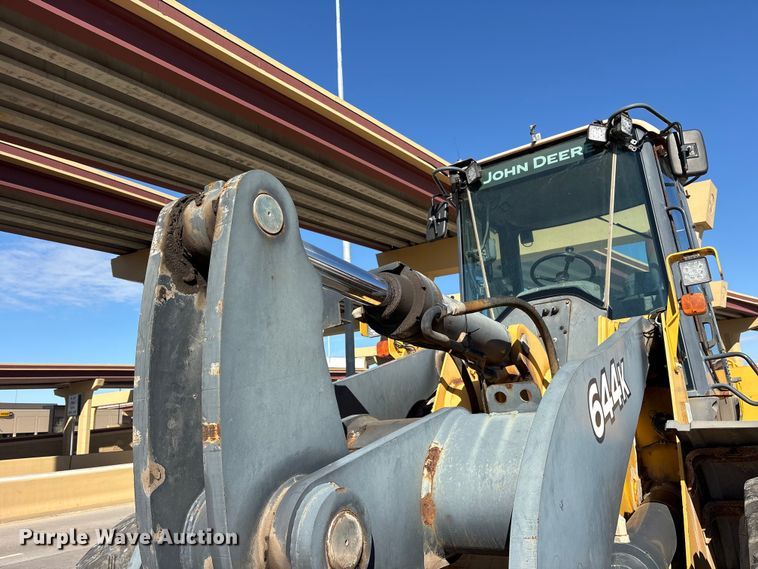 image for item ES8511 2012 John Deere 644K wheel loader