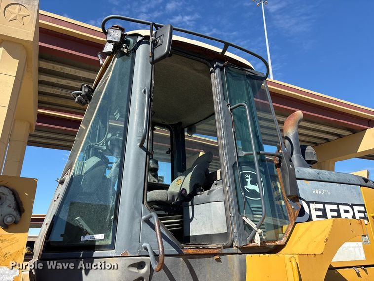 image for item ES8511 2012 John Deere 644K wheel loader