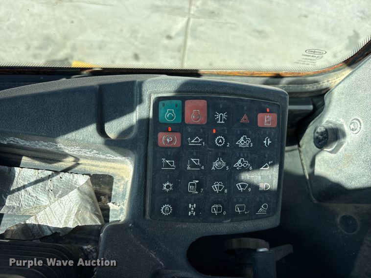 image for item ES8511 2012 John Deere 644K wheel loader