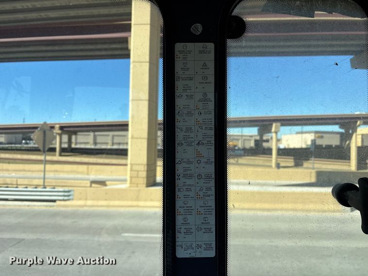 image for item ES8511 2012 John Deere 644K wheel loader