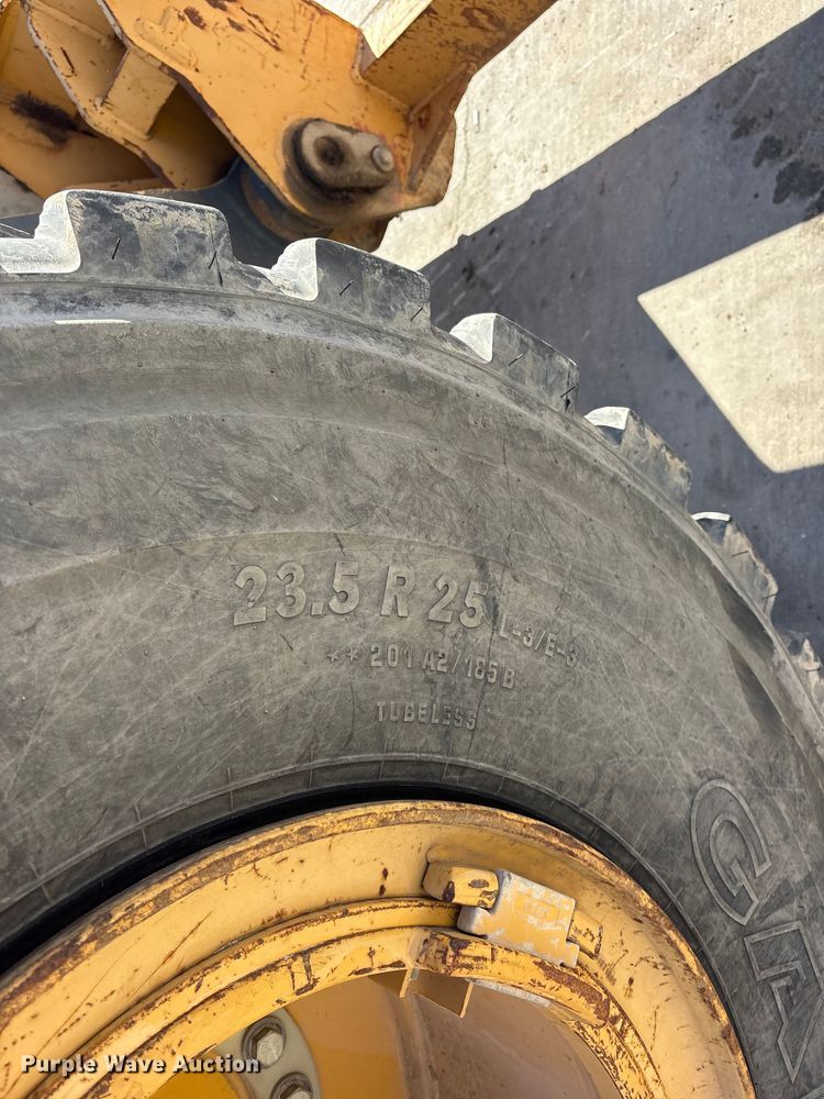 image for item ES8511 2012 John Deere 644K wheel loader