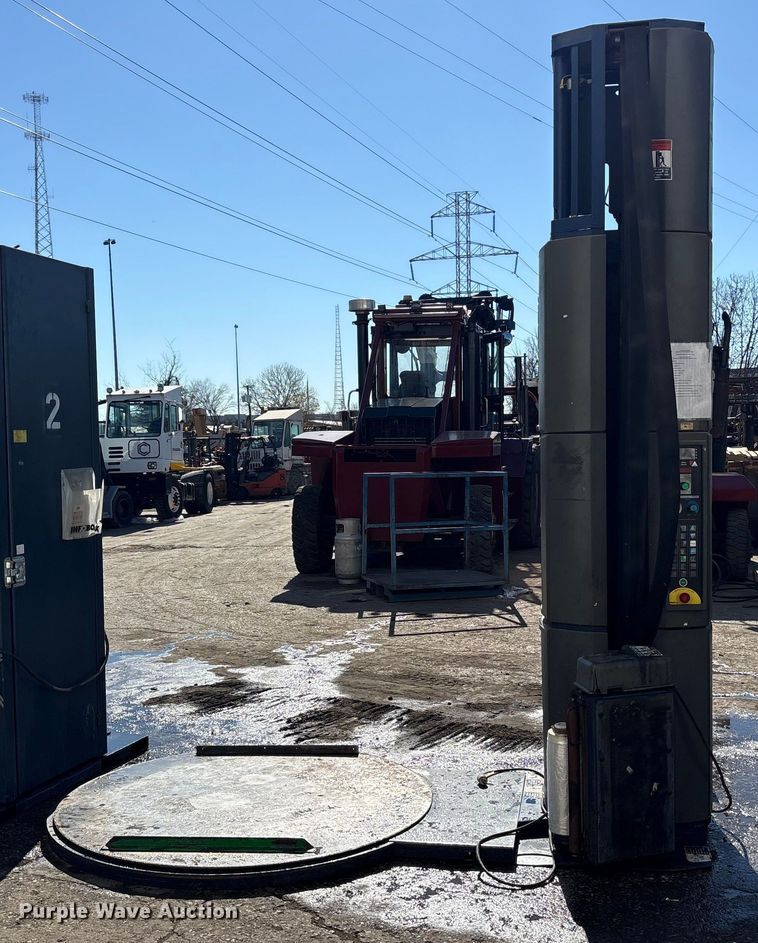 image for item ES8513 Lantech Q300 pallet wrap machine