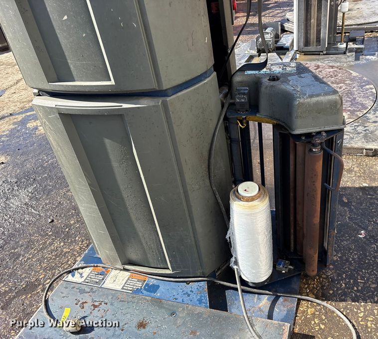 image for item ES8513 Lantech Q300 pallet wrap machine