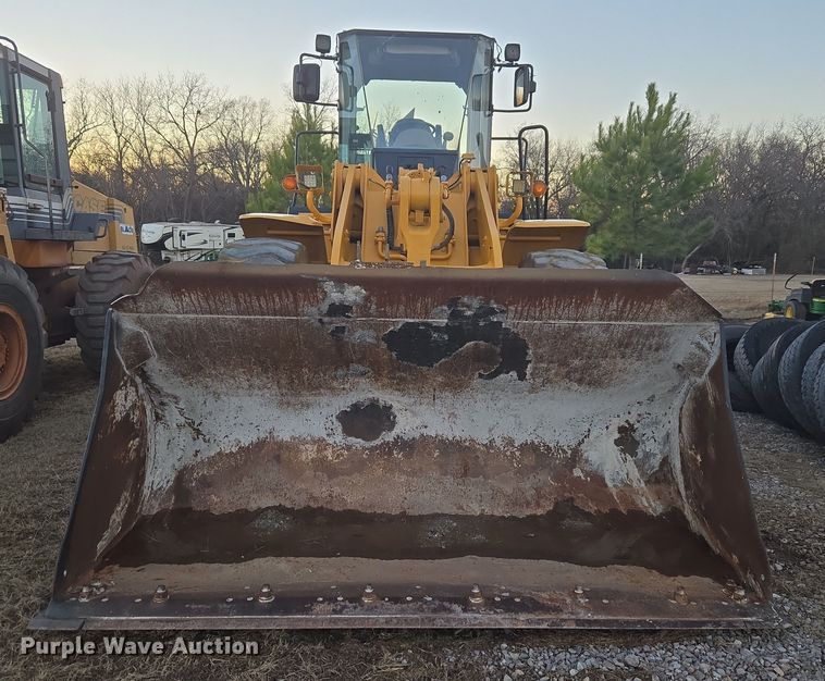 image for item ET1154 2007 Hyundai HL760-7A wheel loader