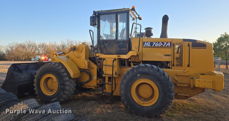 image for item ET1154 2007 Hyundai HL760-7A wheel loader