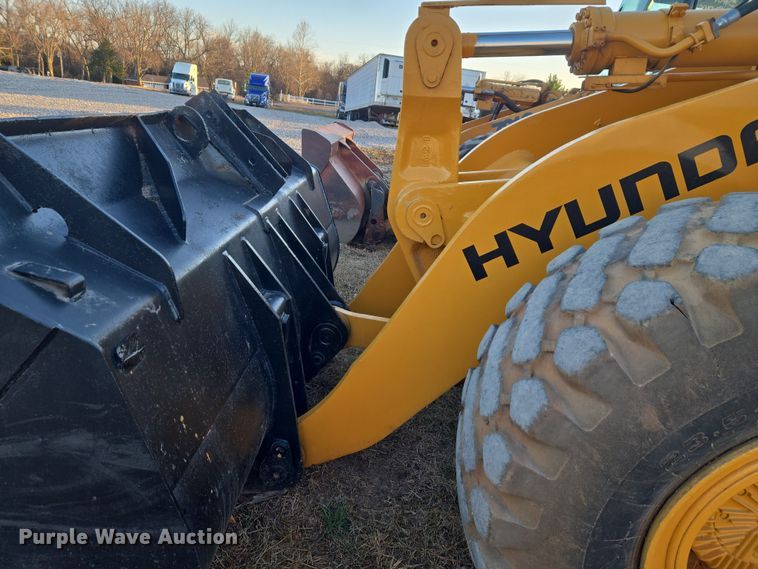 image for item ET1154 2007 Hyundai HL760-7A wheel loader