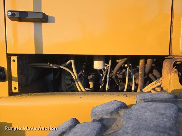 image for item ET1154 2007 Hyundai HL760-7A wheel loader