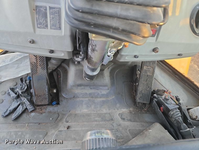 image for item ET1154 2007 Hyundai HL760-7A wheel loader