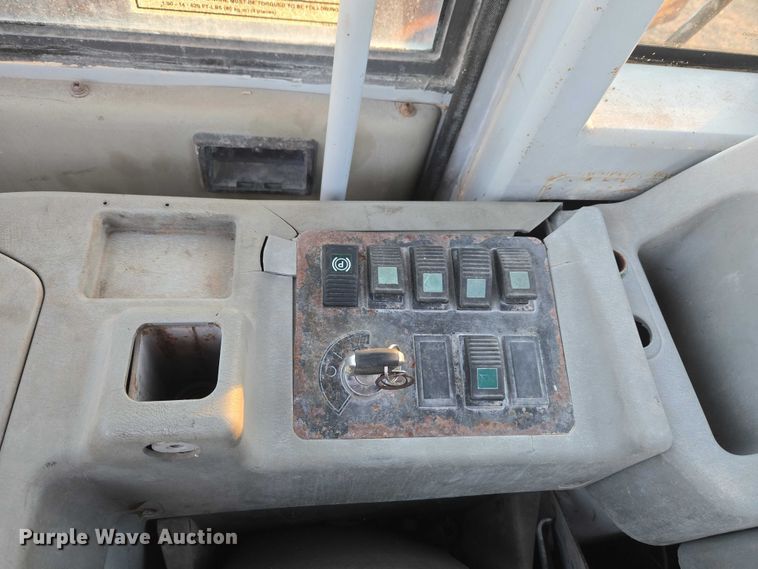 image for item ET1154 2007 Hyundai HL760-7A wheel loader