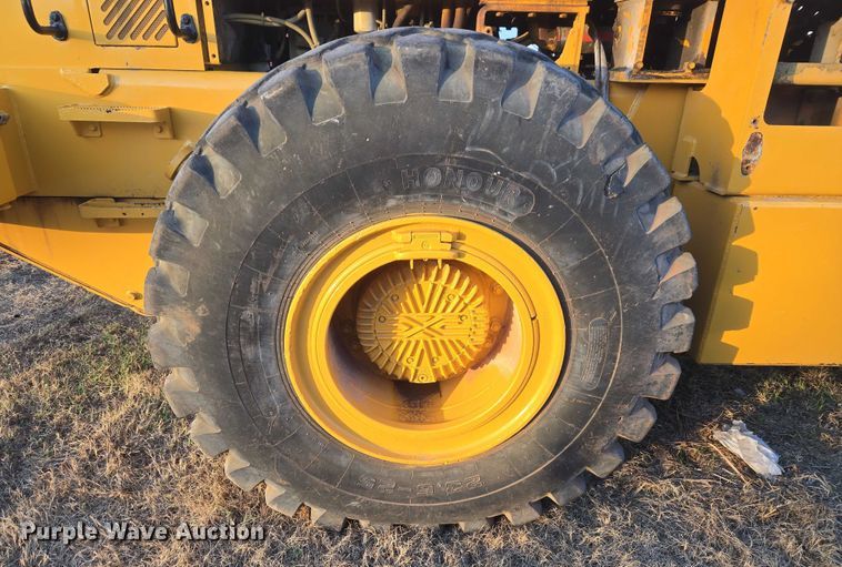 image for item ET1154 2007 Hyundai HL760-7A wheel loader