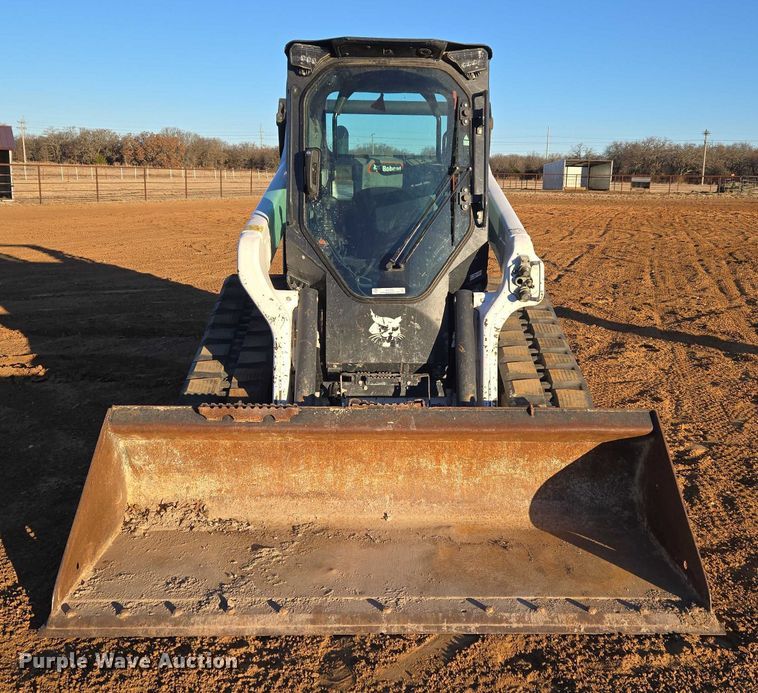 image for item ET1162 2021 Bobcat T76 tracked skid steer loader