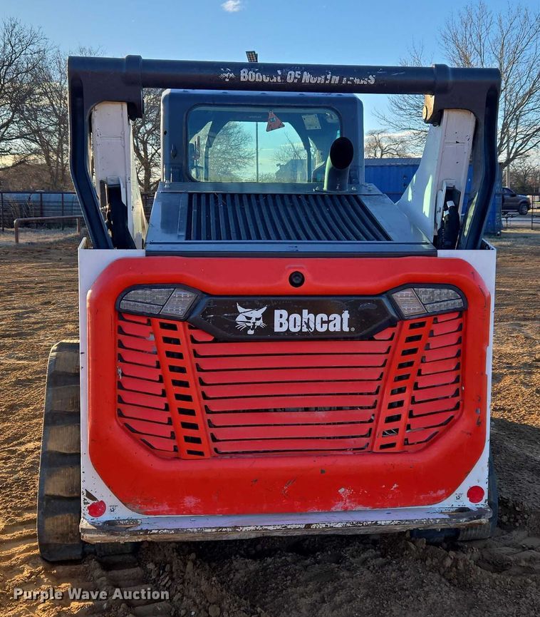 image for item ET1162 2021 Bobcat T76 tracked skid steer loader