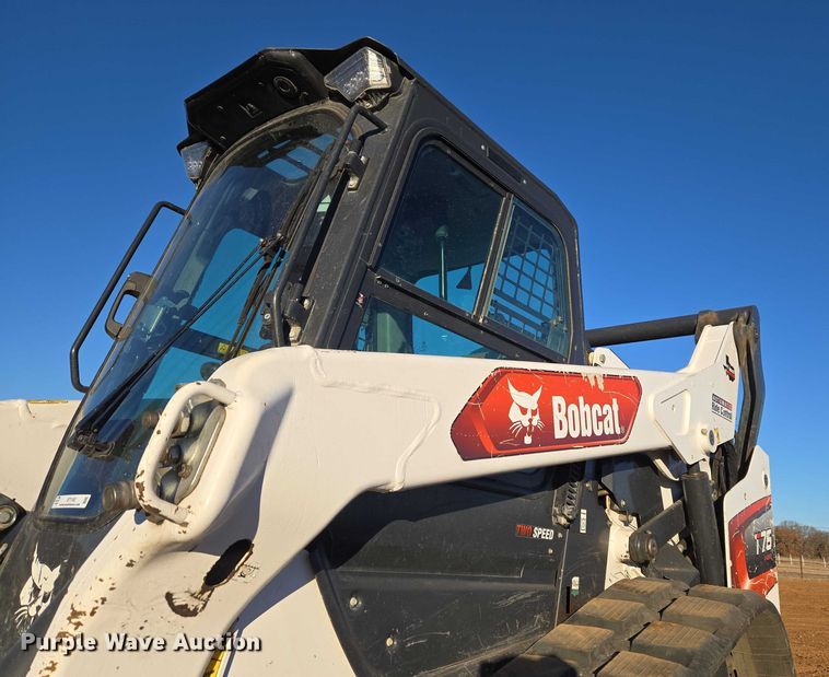 image for item ET1162 2021 Bobcat T76 tracked skid steer loader