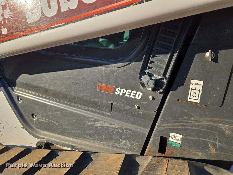 image for item ET1162 2021 Bobcat T76 tracked skid steer loader