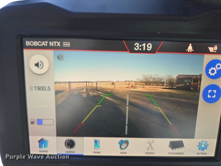 image for item ET1162 2021 Bobcat T76 tracked skid steer loader