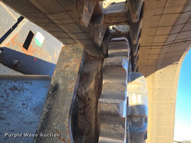 image for item ET1162 2021 Bobcat T76 tracked skid steer loader