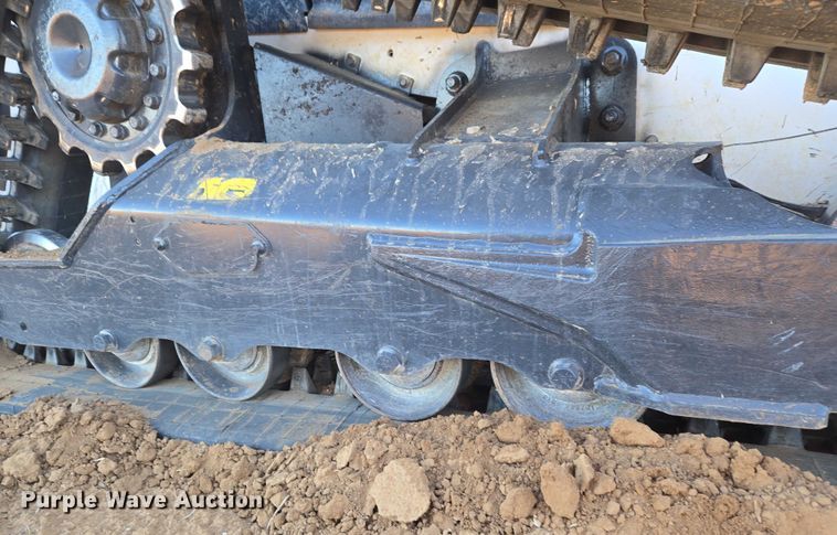 image for item ET1162 2021 Bobcat T76 tracked skid steer loader