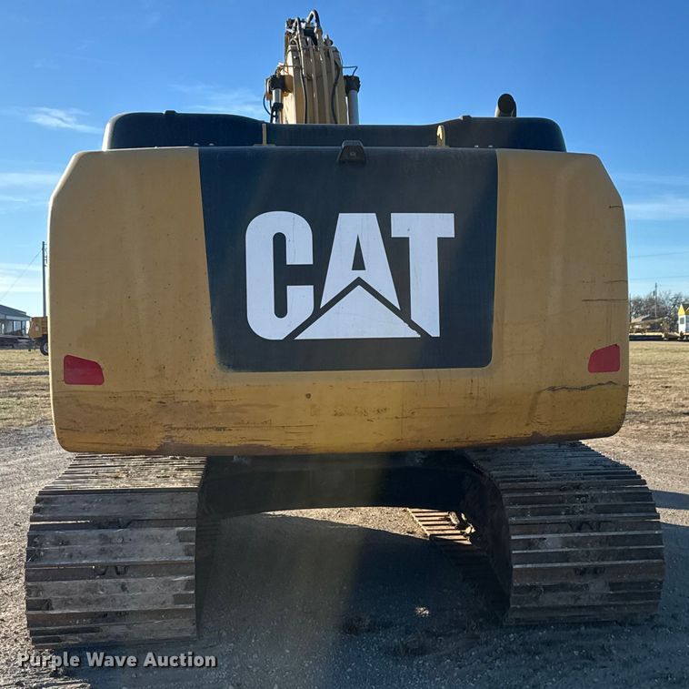 image for item ET4135 2017 Caterpillar 323FL excavator