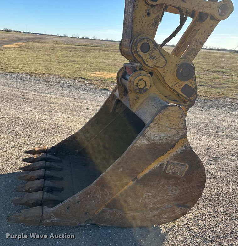 image for item ET4135 2017 Caterpillar 323FL excavator