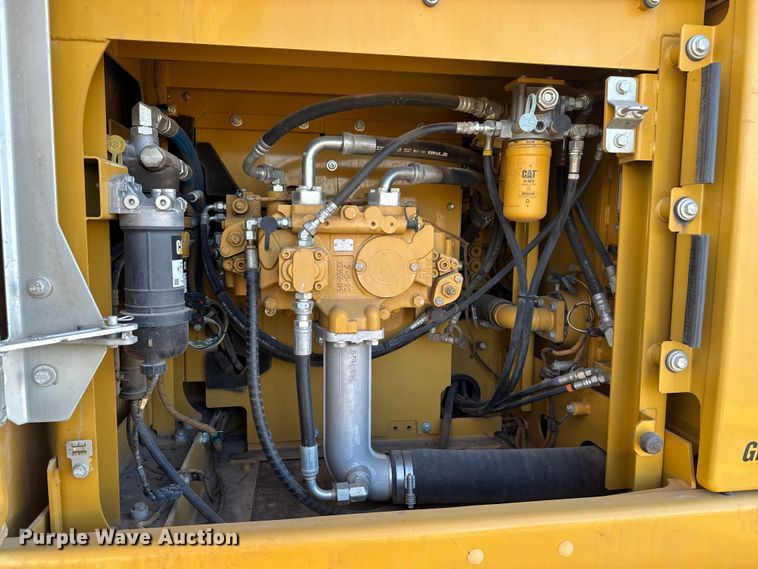 image for item ET4135 2017 Caterpillar 323FL excavator