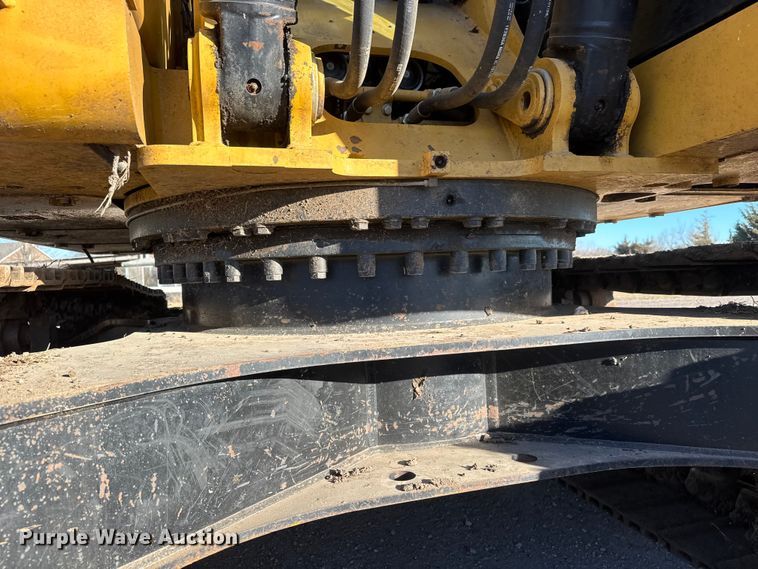 image for item ET4135 2017 Caterpillar 323FL excavator