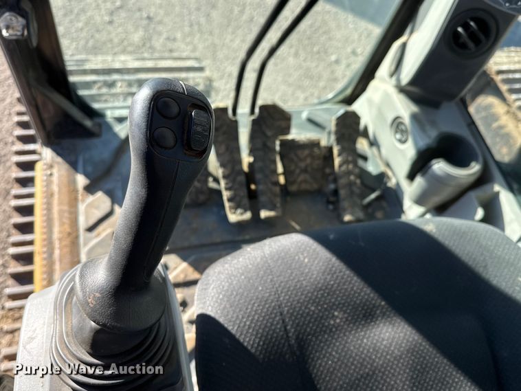 image for item ET4135 2017 Caterpillar 323FL excavator