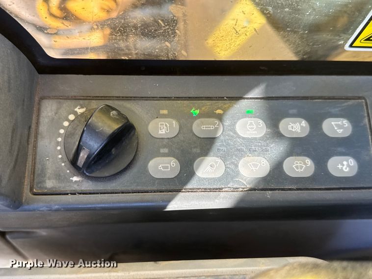 image for item ET4135 2017 Caterpillar 323FL excavator