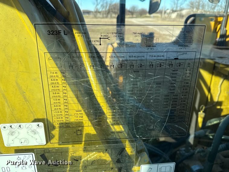 image for item ET4135 2017 Caterpillar 323FL excavator
