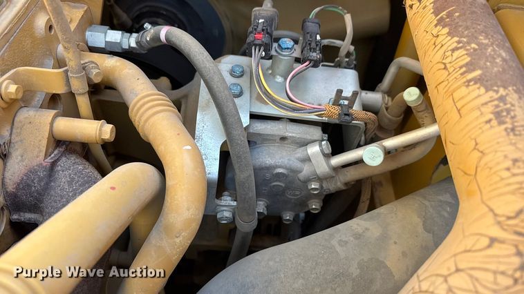 image for item ET4135 2017 Caterpillar 323FL excavator