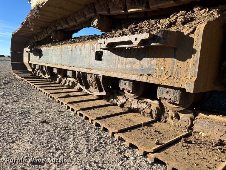 image for item ET4135 2017 Caterpillar 323FL excavator