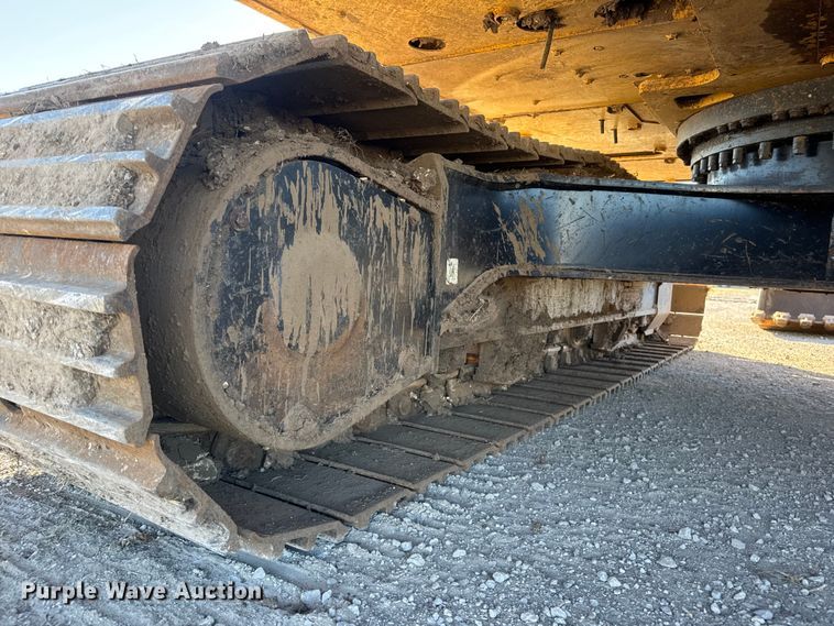 image for item ET4135 2017 Caterpillar 323FL excavator