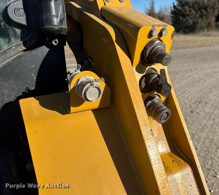 image for item ET4138 2022 Caterpillar 259D3 tracked skid steer loader