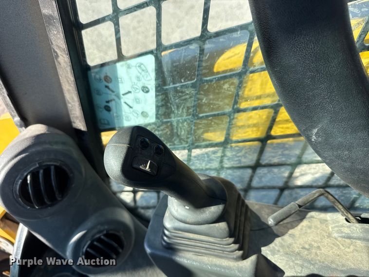 image for item ET4138 2022 Caterpillar 259D3 tracked skid steer loader