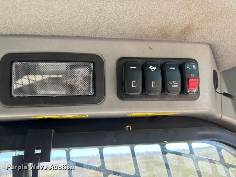 image for item ET4138 2022 Caterpillar 259D3 tracked skid steer loader