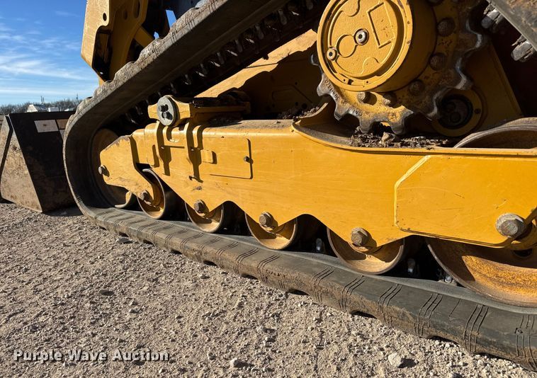image for item ET4138 2022 Caterpillar 259D3 tracked skid steer loader