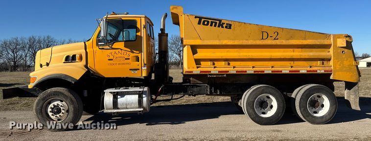 image for item ET4139 2005 Sterling L9500 Series Dump truck