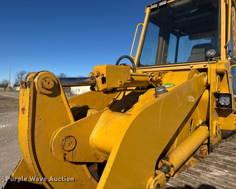 image for item ET4140 1994 Caterpillar 953B track loader
