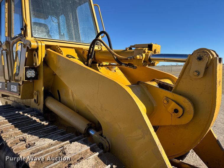 image for item ET4140 1994 Caterpillar 953B track loader