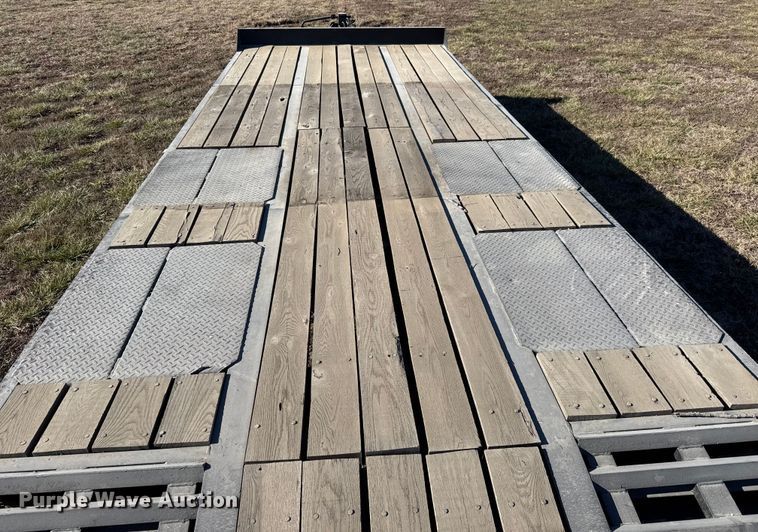 image for item ET4142 1995 Interstate 20DT equipment trailer