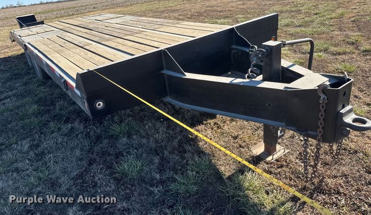 image for item ET4142 1995 Interstate 20DT equipment trailer