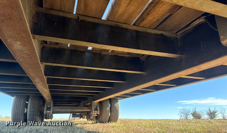 image for item ET4142 1995 Interstate 20DT equipment trailer