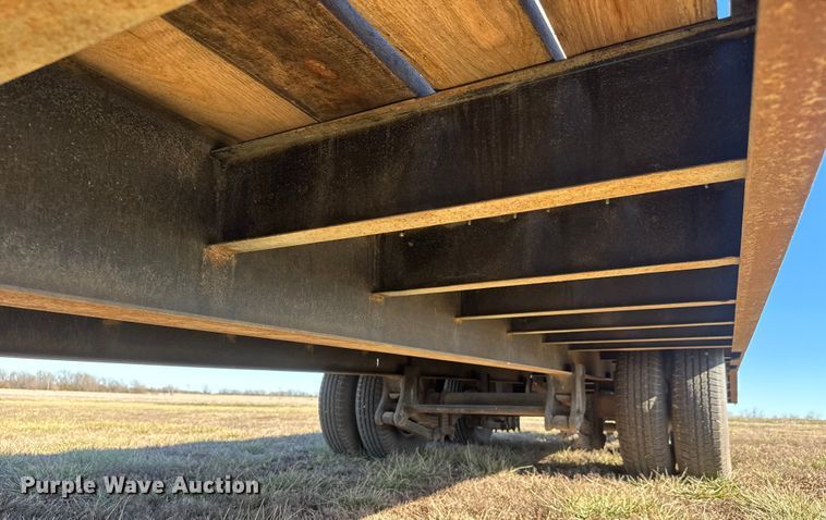 image for item ET4142 1995 Interstate 20DT equipment trailer