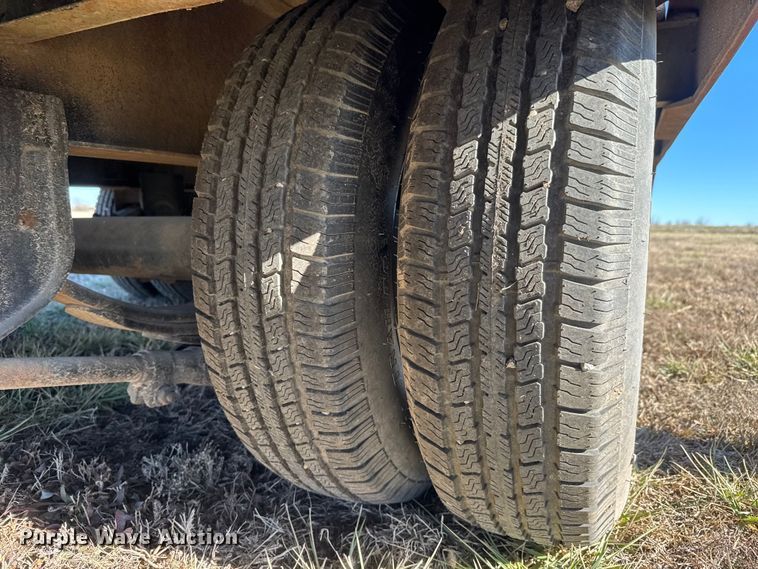 image for item ET4142 1995 Interstate 20DT equipment trailer