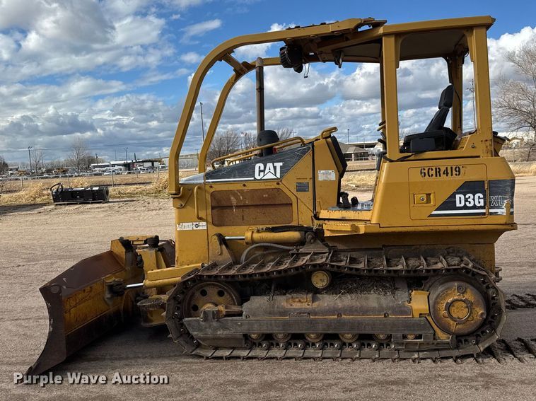 image for item ET4158 2005 Caterpillar D3G XL dozer