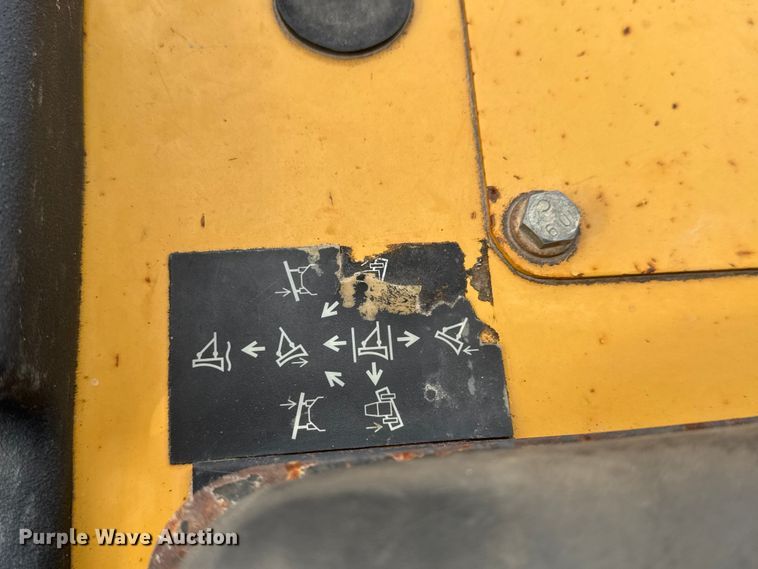 image for item ET4158 2005 Caterpillar D3G XL dozer