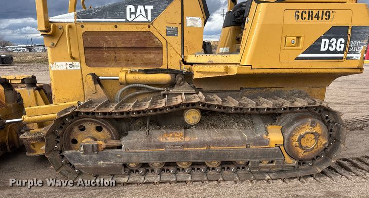 image for item ET4158 2005 Caterpillar D3G XL dozer