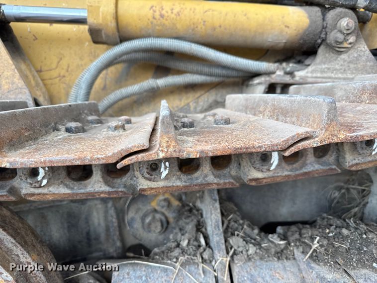 image for item ET4158 2005 Caterpillar D3G XL dozer