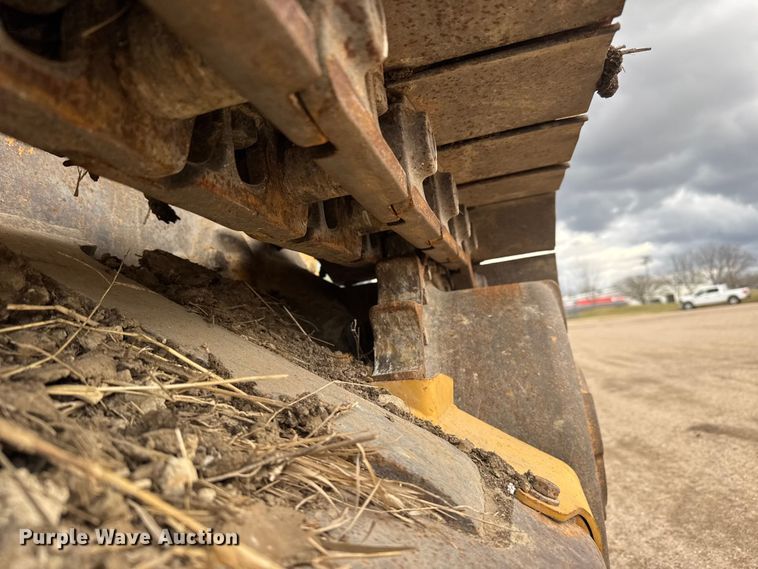 image for item ET4158 2005 Caterpillar D3G XL dozer