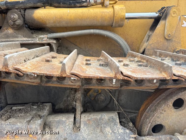 image for item ET4158 2005 Caterpillar D3G XL dozer