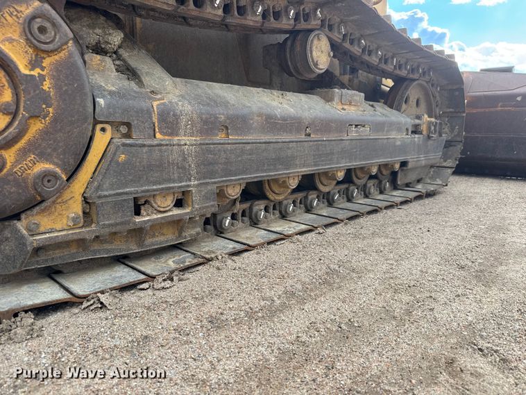 image for item ET4158 2005 Caterpillar D3G XL dozer